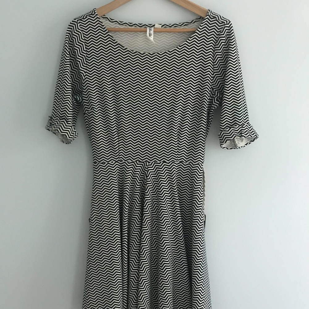 Dress knee length